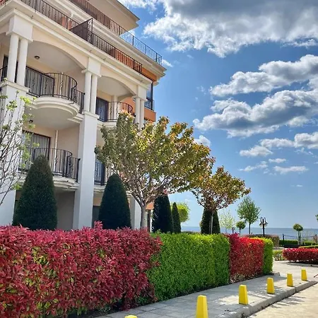 Sea View Apartment On The Sunny Beach Sveti Vlas Exterior photo